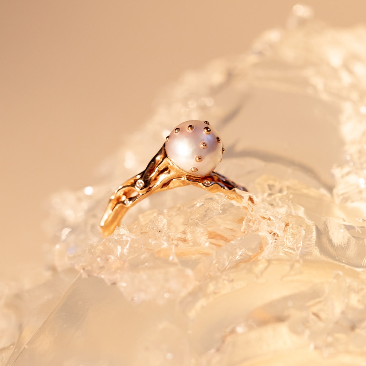 Discover the Alluring Jellyfish Rings – Bibi van der Velden