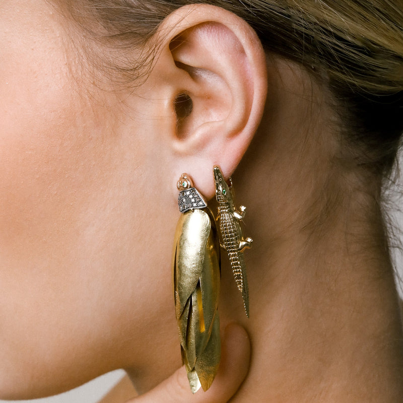 Alligator Yellow Gold Bite Earring