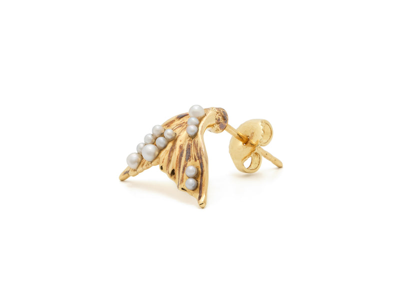 Flipper Stud Earring with Tiny Pearls