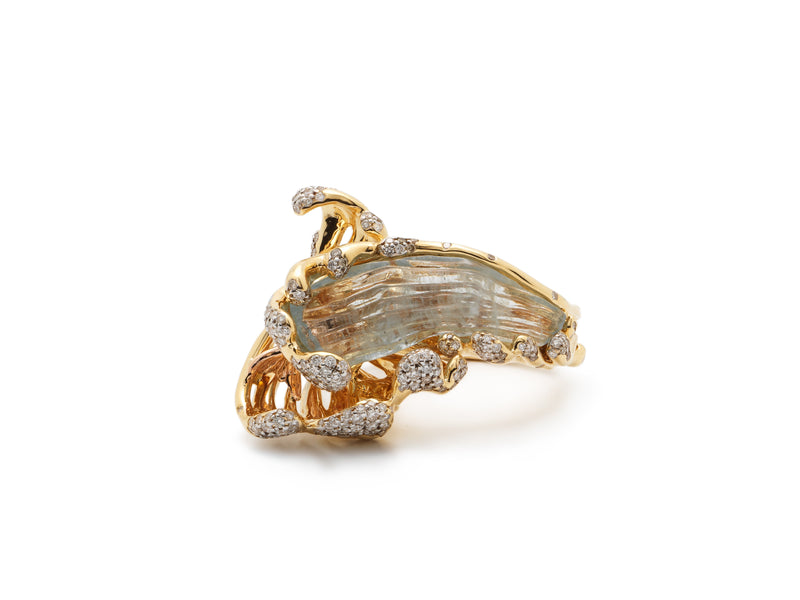 Mermaid Wave Ring - Yellow Gold