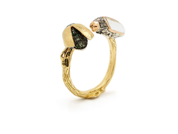 Scarab Floaty Stackable Ring Yellow Gold
